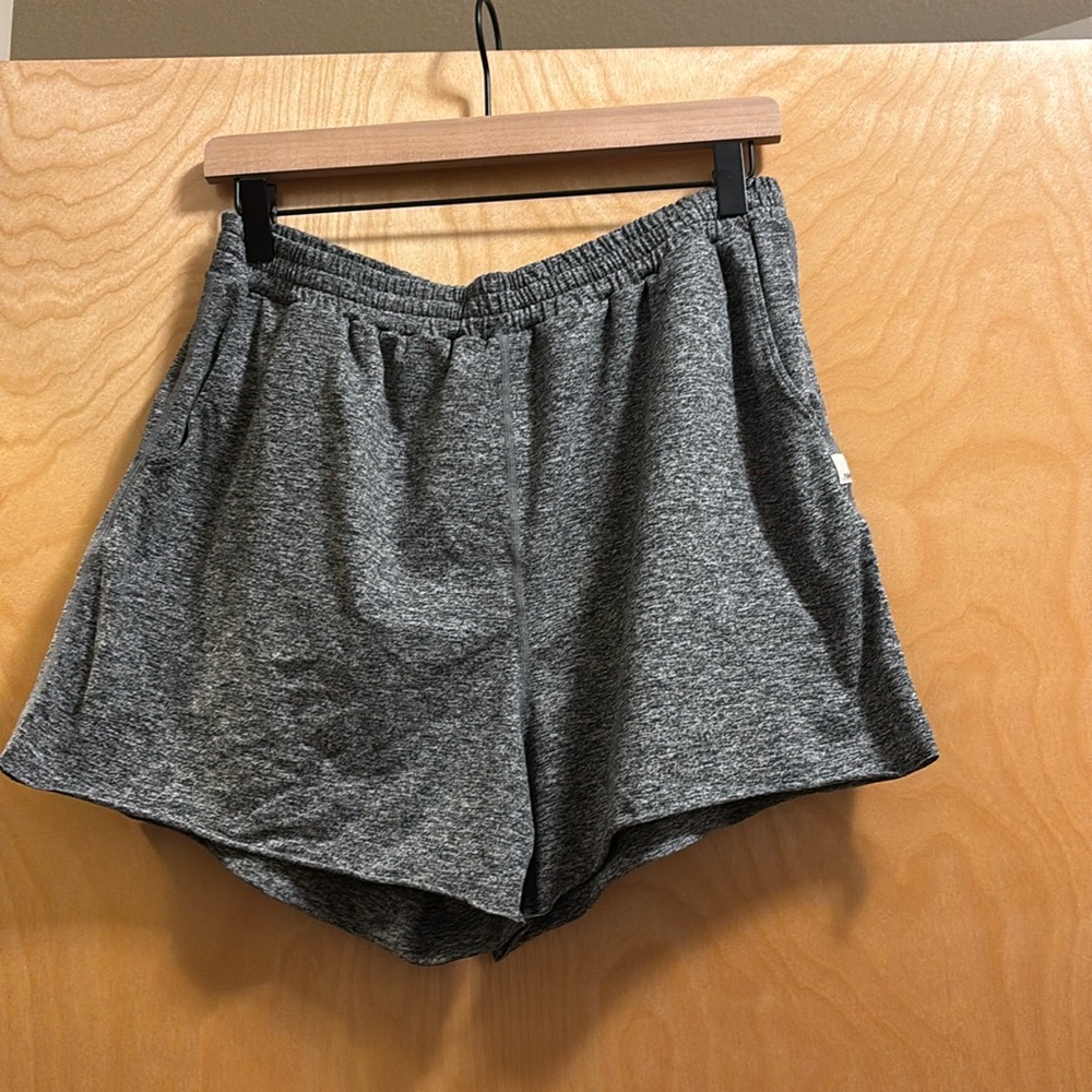 Vuori Performance Shorts - 4 in inseam